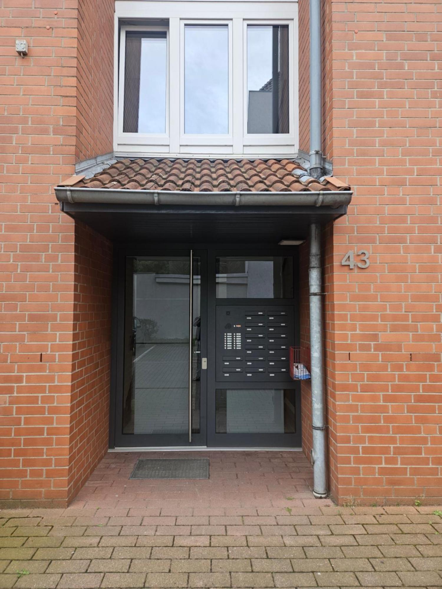 80 M2 Moderne Und Zentrale Wohnung In Hannover Mit Eigenem Parkplatz Exterior photo
